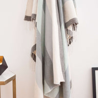 Afar Throw - Mist