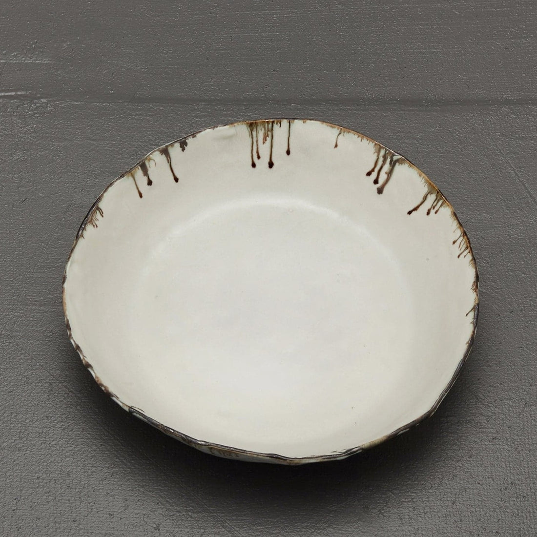 Pinch Serving Bowl