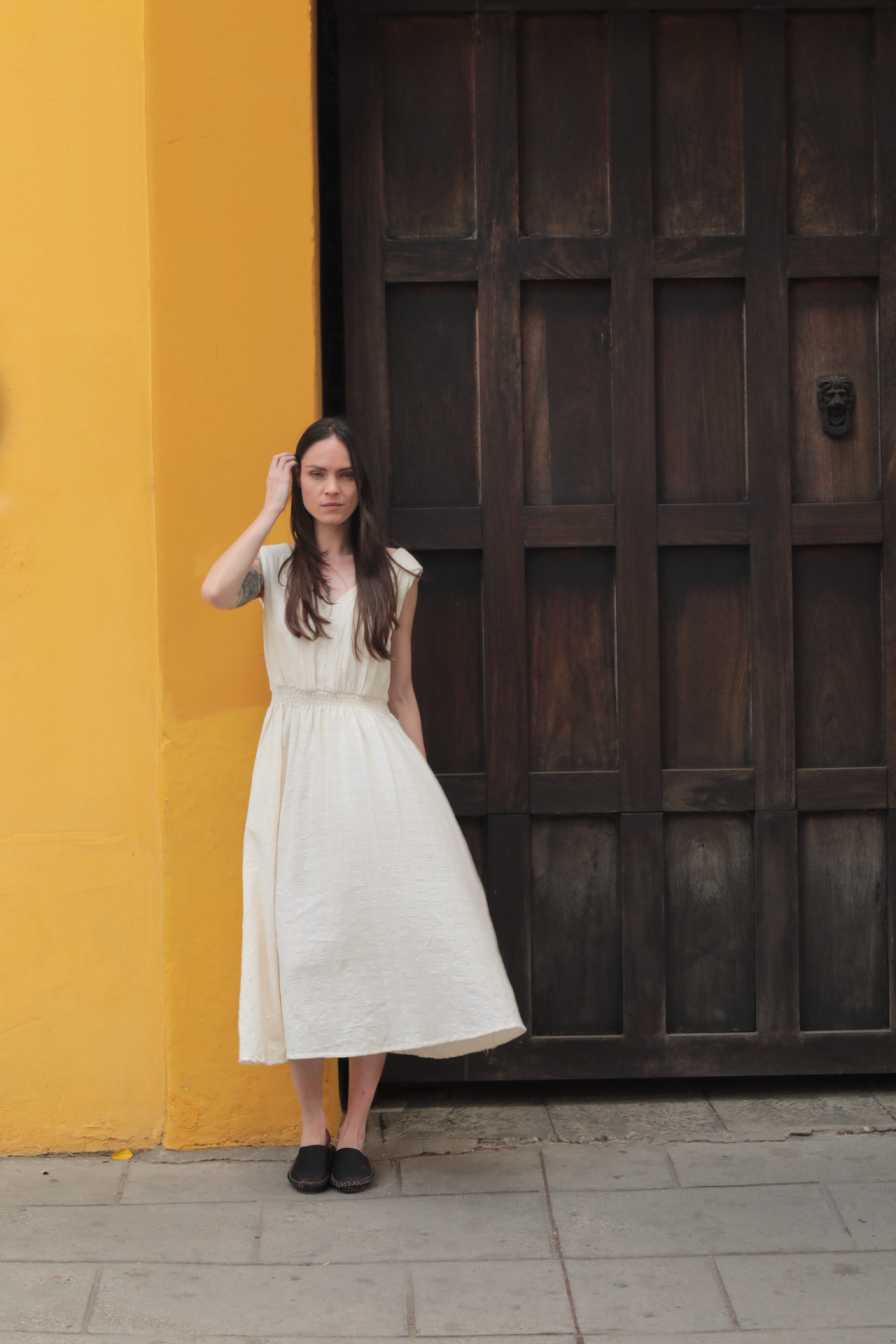 Eesha V Dress in Mockleno Check Natural