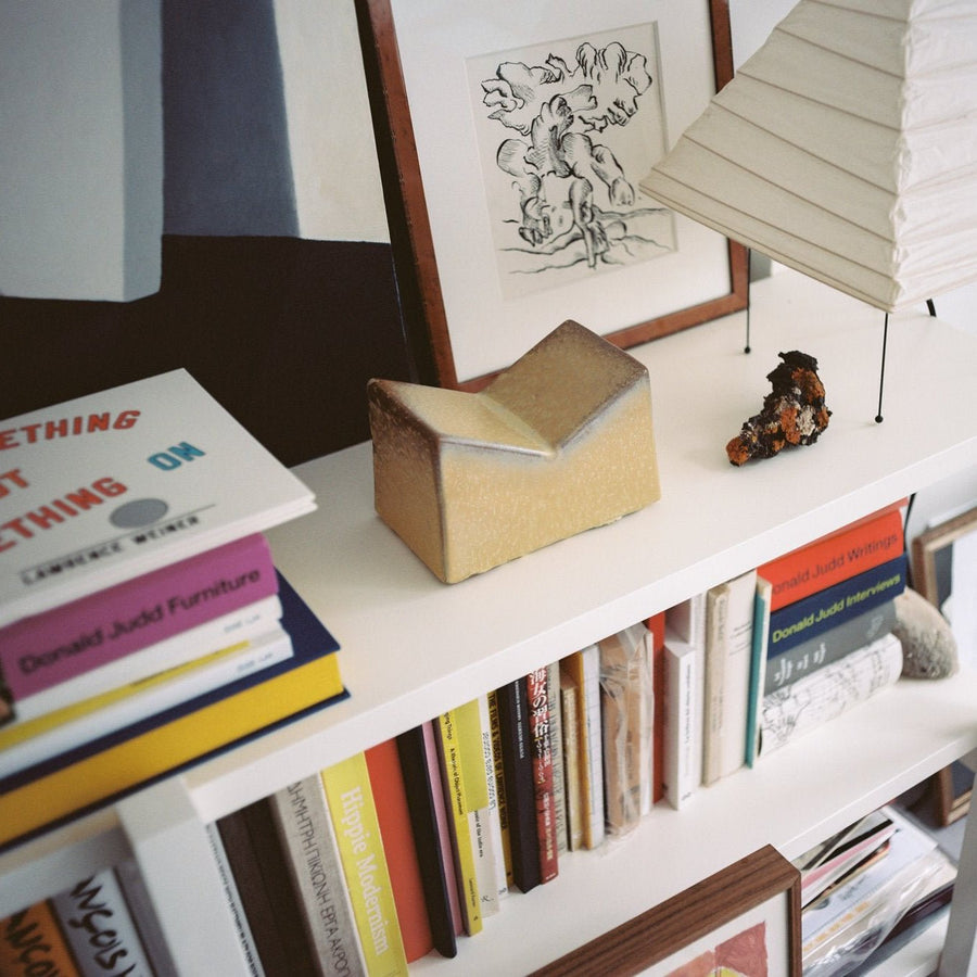 Apartamento Ceramic Book Holder
