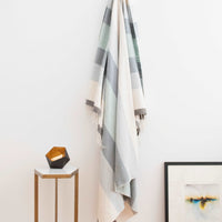 Afar Throw - Mist