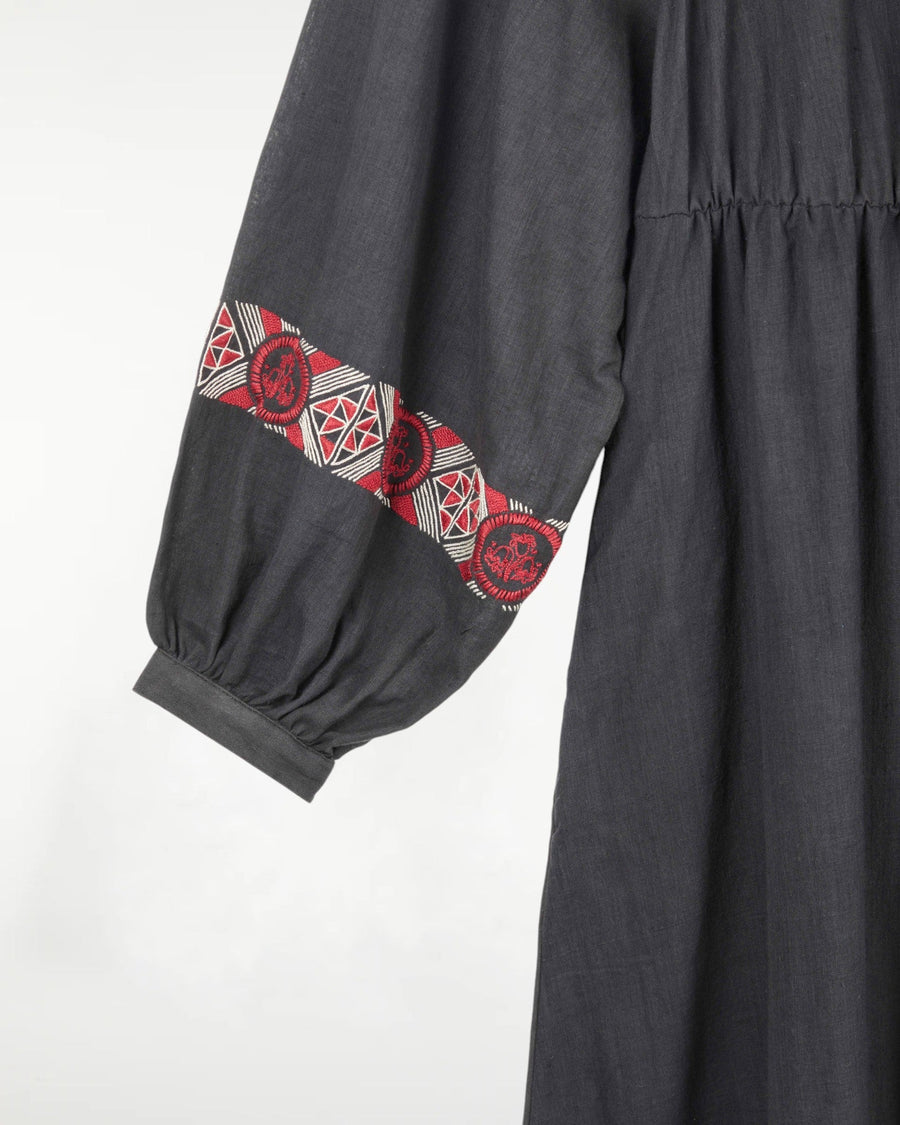 Mahira Dress Embroidered Black L Mahira Dress Embroidered Black L