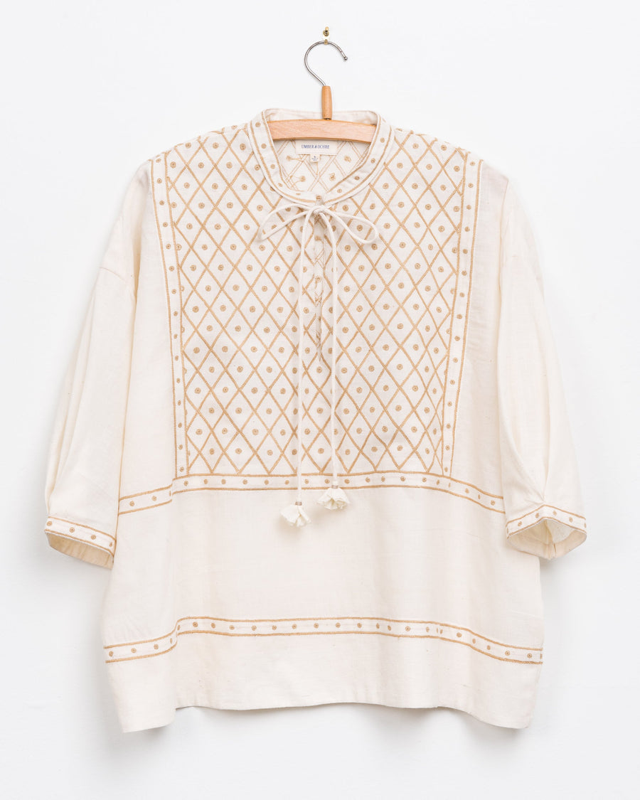 Hema Top in Embroidery