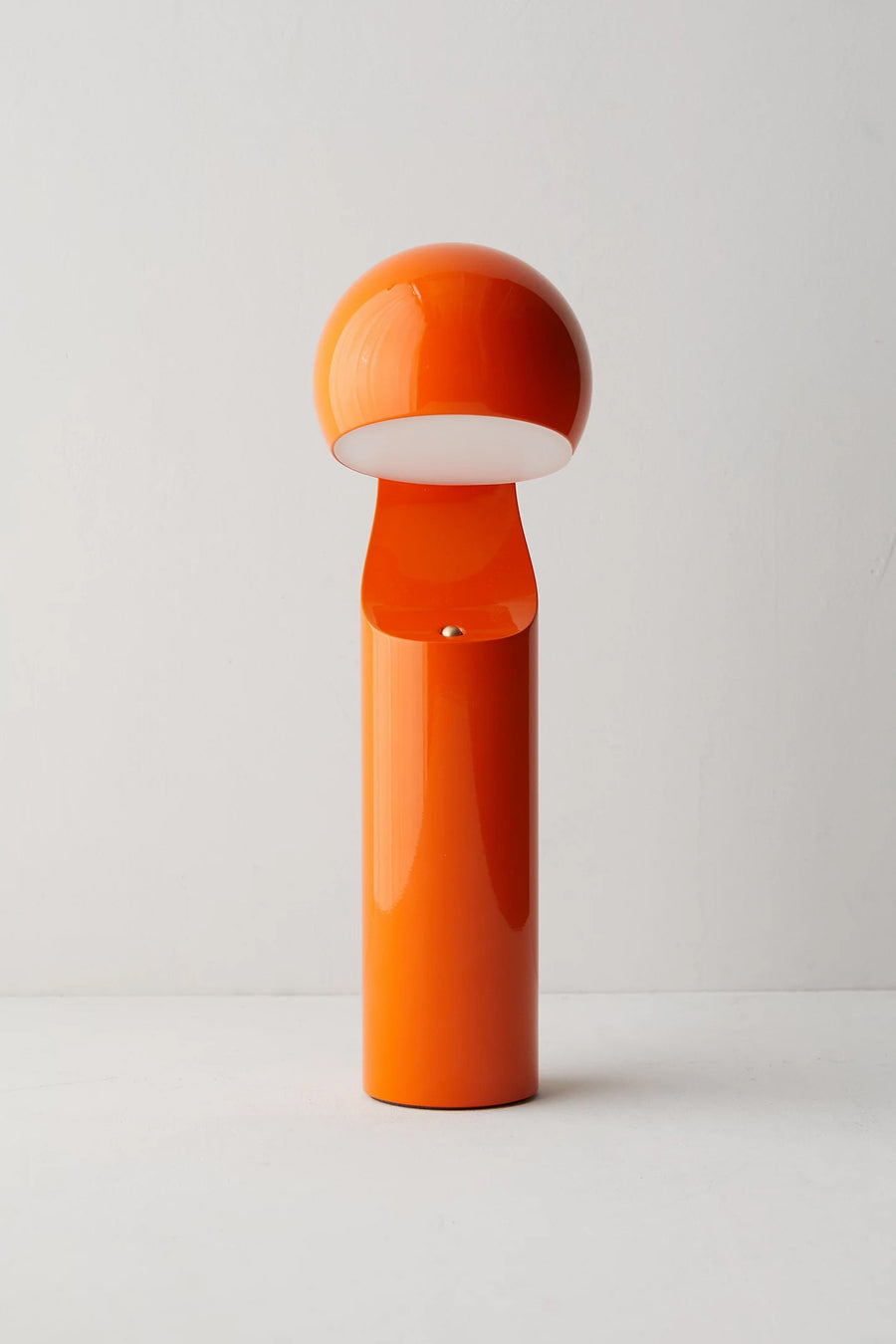 Mono Portable Lamp: Tangerine