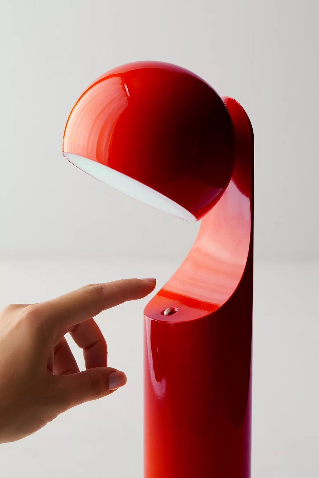Mono Portable Lamp: Black