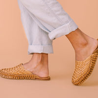 Women's Woven Slide in Honey + No Stripes