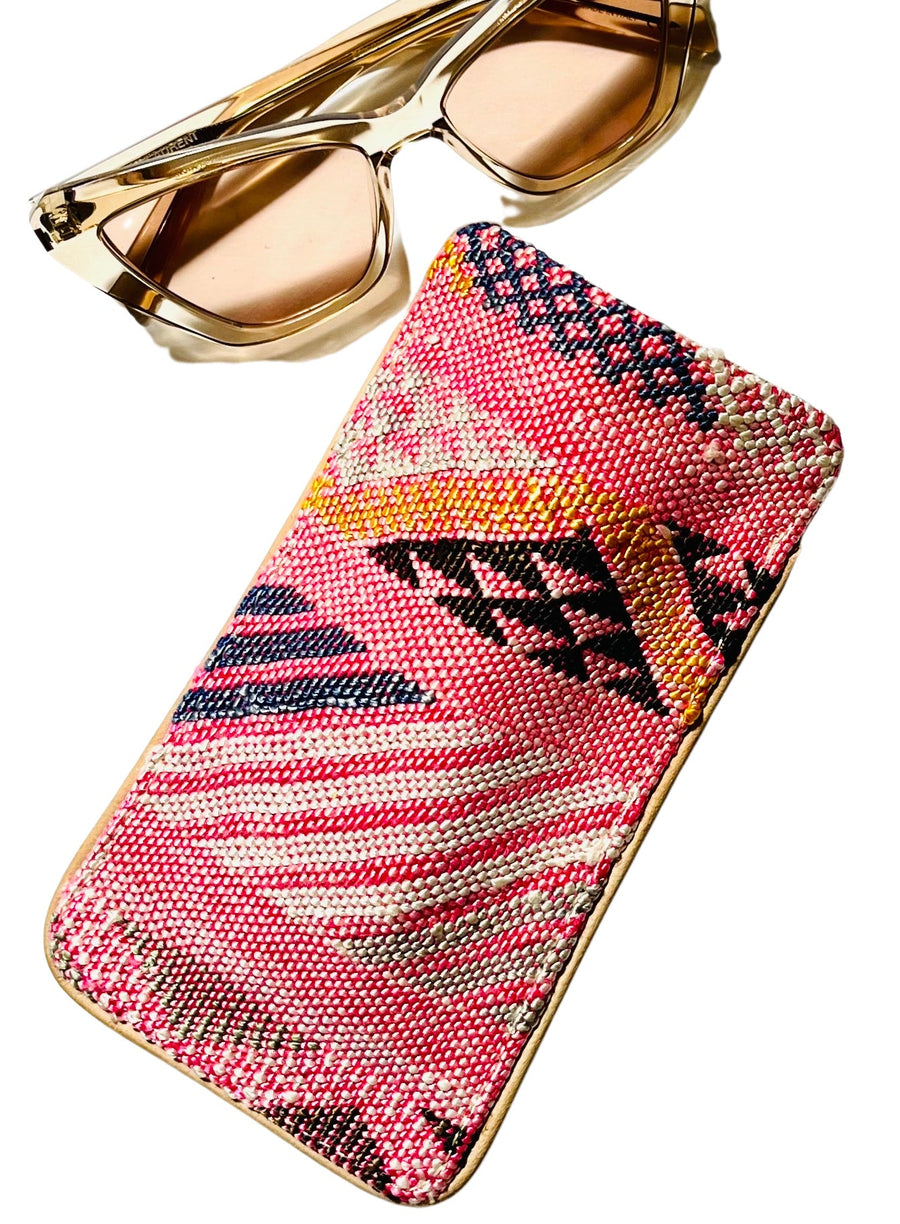 #008 Pink Sabra Silk Eyeglass Case