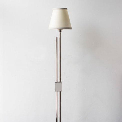 SERIES 04 FLOOR LAMP