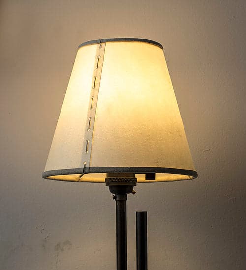 SERIES 04 FLOOR LAMP