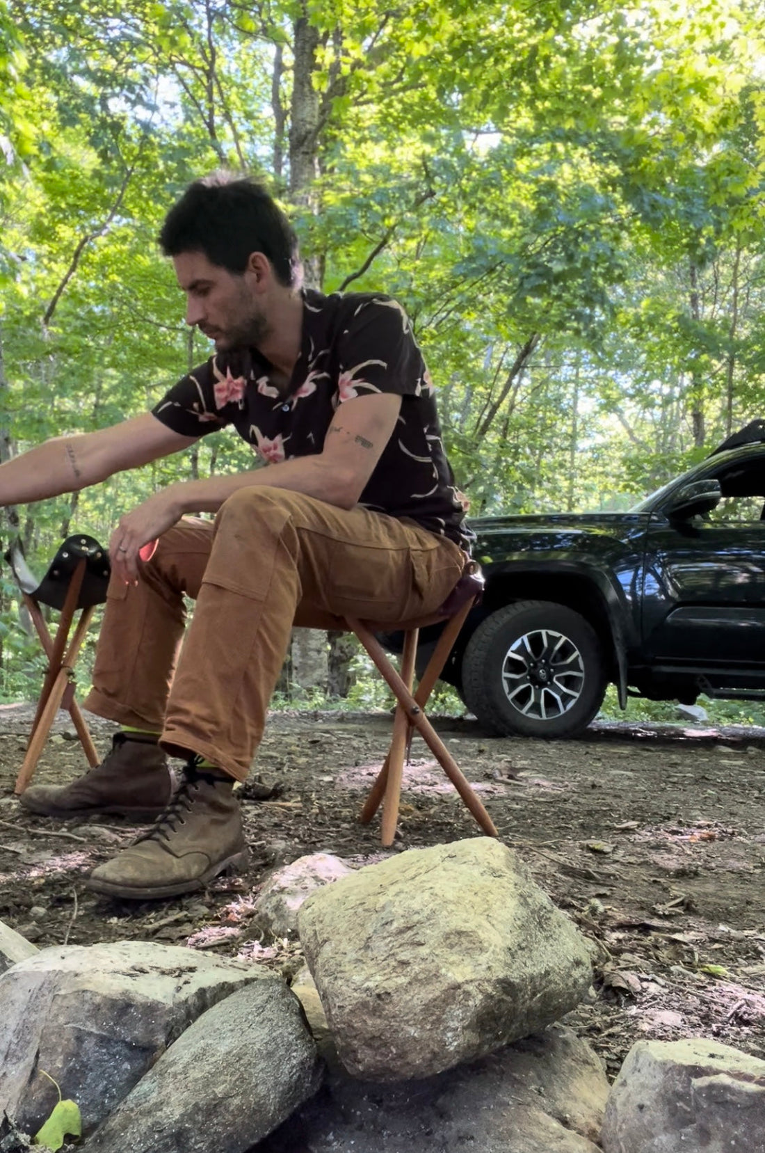 Camp Stool - Black & Mahogany