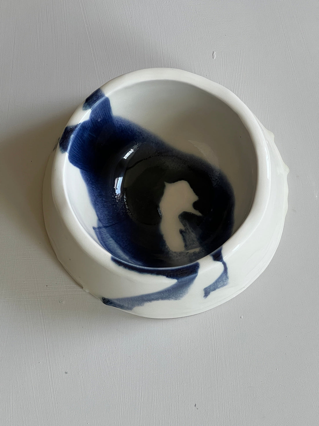 Finn XL Porcelain Dog Bowl