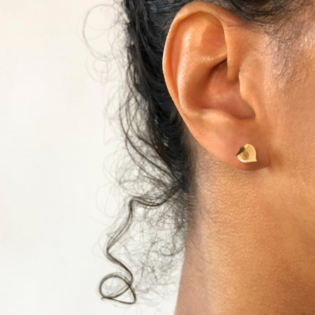 The Fern Leaf Hoop Earrings (14k Gold Filled) | Circle Circle Jewelry