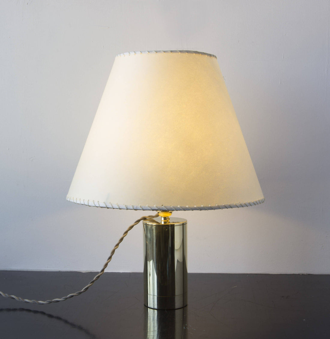 Series 02 Table Lamp